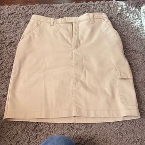 khaki skirt